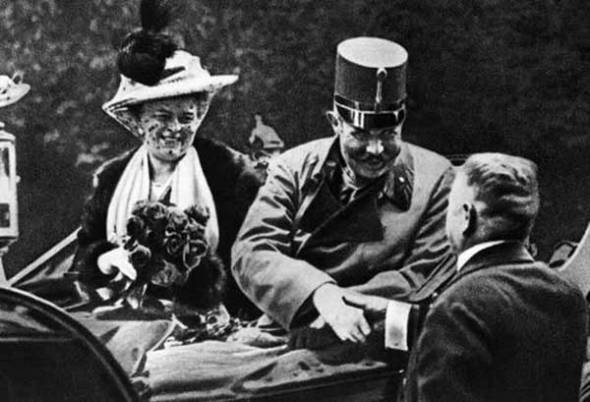 Arhiducele Franz Ferdinand și soția sa în ziua în care a fost asasinat (1914)